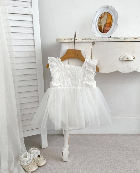 Vestibody Broderie Tul